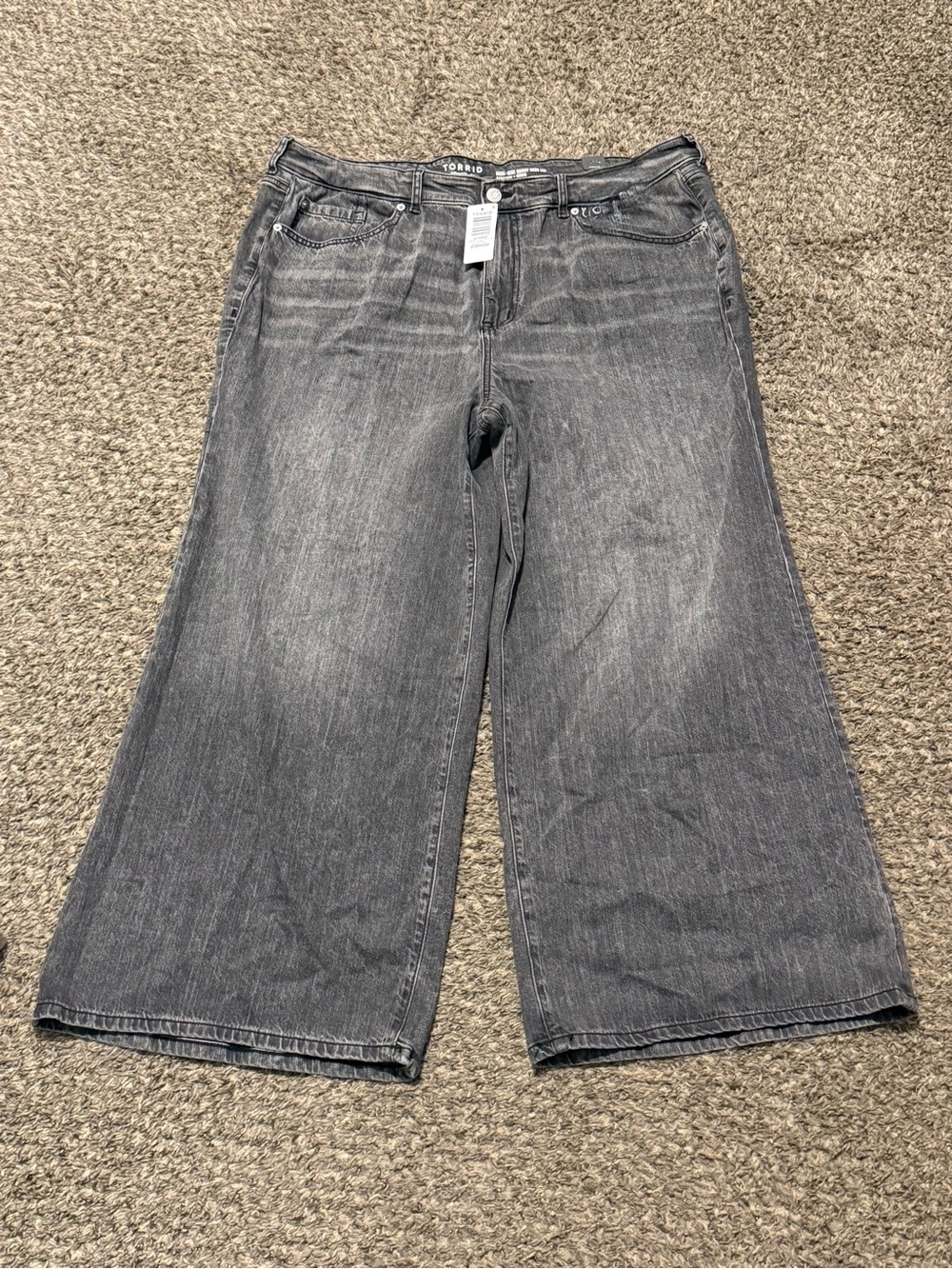 Torrid high waisted wide leg jeans NWT